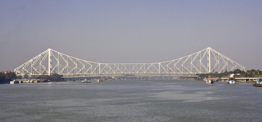 File:Howrah Bridge view 01.jpg - Wikimedia Commons